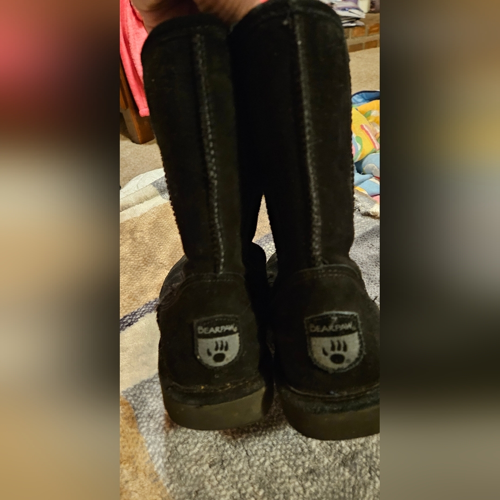 Bearpaw Black boots size 8